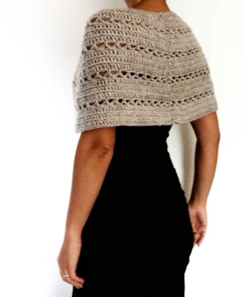 Crochet PATTERN Oatmeal Capelet/ Chunky Knit Shoulders Warmer/ Handmade Shoulders Coverup image 2