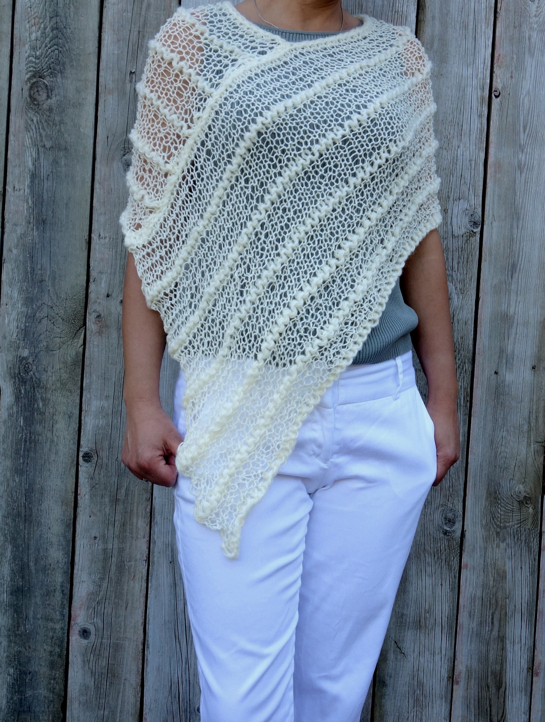 Thin poncho shawl Clearance