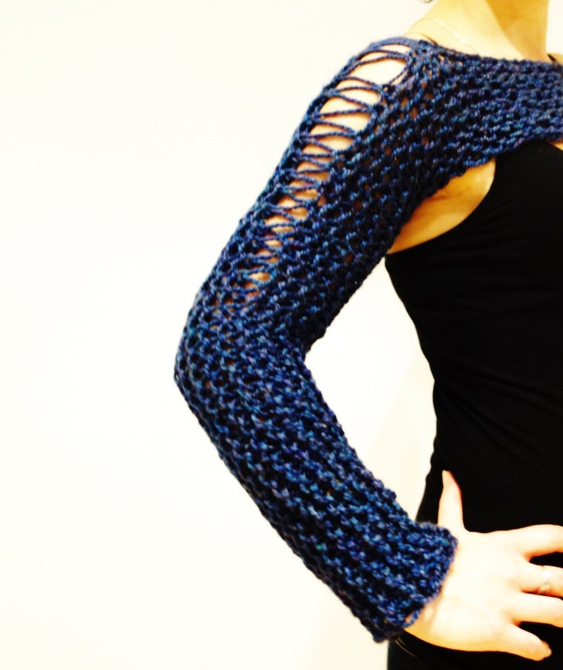 Knitting PATTERN - Chunky Soho Shrug/ Blue Cropped Sweater/ Over-Bust HandknitTop 