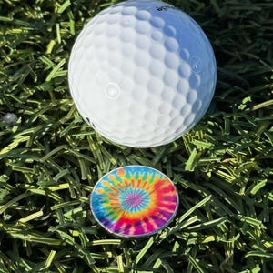Tie Dye Golf Ball Marker - Gift for Hippie Golfer -  Dead Golf- Golf Hat Accessory - Golf Bag Clip - gift for dad