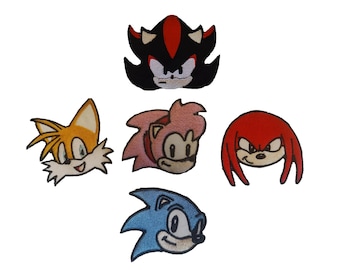 Parches termoadhesivos de Sonic, Tails, Knuckles, Shadow y Amy.