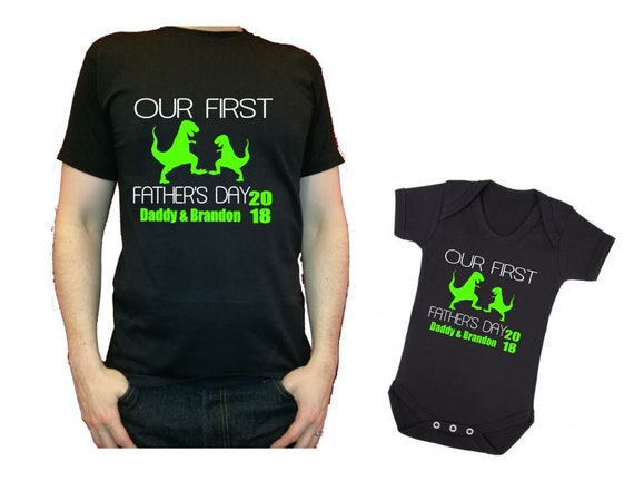 Our first Father/'s Day Daddy daddysaurus dinosaur baby dino personalised t-shirt