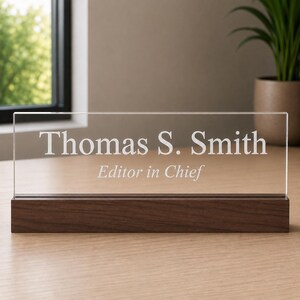 Lasercrafting Personalized Glass-Like Acrylic Name Plate for Desk, Laser Engraved or UV printed afbeelding 3