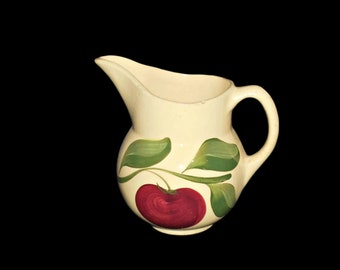 No 15 Watt Pitcher,Watt Yellow Ware,Original Watt Apple Pitcher,Watt Apple Pottery,Watt Pottery,Watt Pitcher,Original Apple Watt Pottery,
