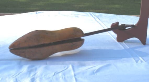 Antique Wood Shoe Form,Wood Shoe Stretcher,Antique Shoe Stretcher,Antique Wood Metal Shoe Tree,Wood Shoe Tree,Split Wood Shoe Stretcher Tree