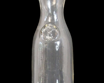 Embossed Paul Mason Since 1852 Wine Carafe,Wine Carafe,Liquid Carafe,Serving Carafe,Wine Carafe by Paul Mason with signature "Since 1852"