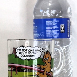 Taza McDonalds Garfield,Garfield TeeterTotter Glass,Taza Garfield de Jim Davis,Copa McDonalds Garfield,Copa de cristal McDonalds Vintage,Garfield