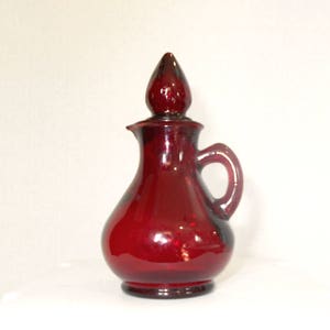 Avon Red Cruet,Avon Ruby Red Stawberry Cruet,Avon Cruet,Avon Red Glass,Red Glass,Red Glassware,Red Cruet ,Avon Collectible,Avon Glass,Cruet