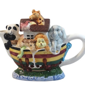 Noahs ark theepot, nieuwigheid theepot, kinderdecor theepot, Noahs ark decor, Noahs ark, dierentheepot, keramisch decor kinderkamer, ark van Noach, theepot