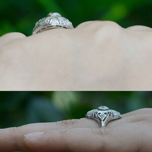 Anillo de compromiso antiguo Art Déco de platino con filigrana y diamantes imagen 3
