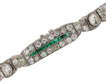 Art Deco Platinum 6 Carat Diamond and Calibré Emerald Bracelet