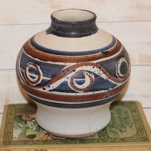 Bennet Welsh Ceramic Stoneware Vase Signed Pacific Stoneware 1971 Oregon Pottery vase Studio Pottery