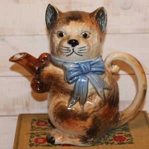 Vintage Porcelain Cat Shape Teapot Japan Teapot Collectible Anthropomorphic Teapot Cat Collectible