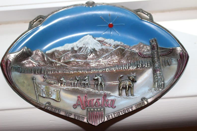 Vintage Copper Alaska Souvenir Tray Made In Japan Dogs Totem Pole,Mountains