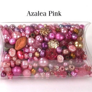 Glaspärlmixer Grupp 1 av 4: Säsongsblandningar. En behållare med glaspärlmix. Azalea Pink