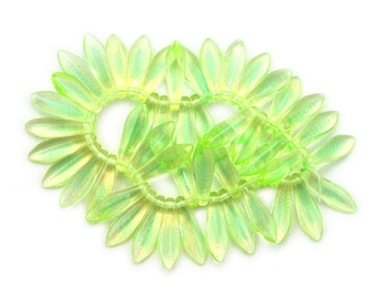 UV Active Uranium Yellow Green transparent UV Active medium size 16 x 5mm daggers. Set of 50 or 100.