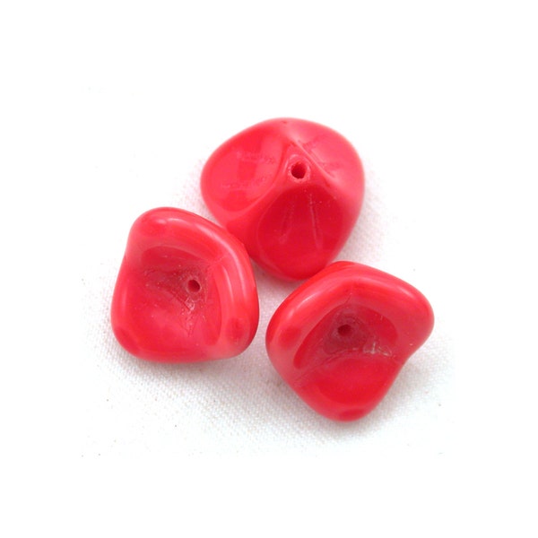 Coral Red opaque 12 x 10mm three sided cup flowers. Set of 12 or 25.