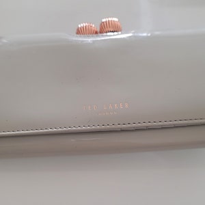 Very ted cheap baker purse