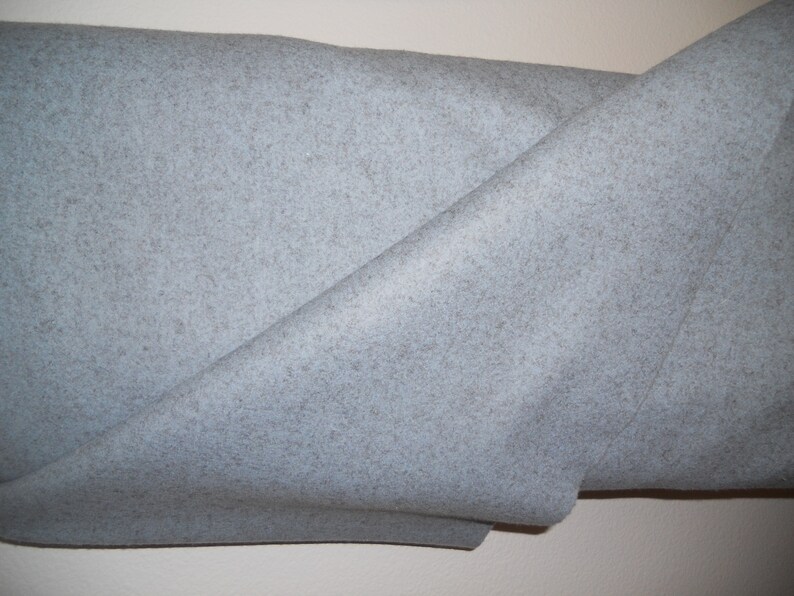 C00786 58 wide Pendleton Woolen Mills wool fabric Pale Blue Heather color 5.5 yards sold as unit. Pendleton wool fabric 100/% wool
