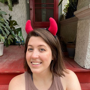 Devil Horns