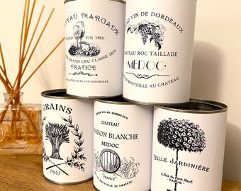 Puszki w stylu francuskim, wystrój domu, etykiety paryskie, centralny element stołu, biała ekspozycja stołu, dekoracja Francji, doniczki z kwiatami, białe dekoracje ślubne