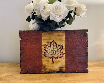 Canada wooden home decor Canadian maple leaf bespoke wooden art house wall hanging pyrography wood burned Canada sign wood deco