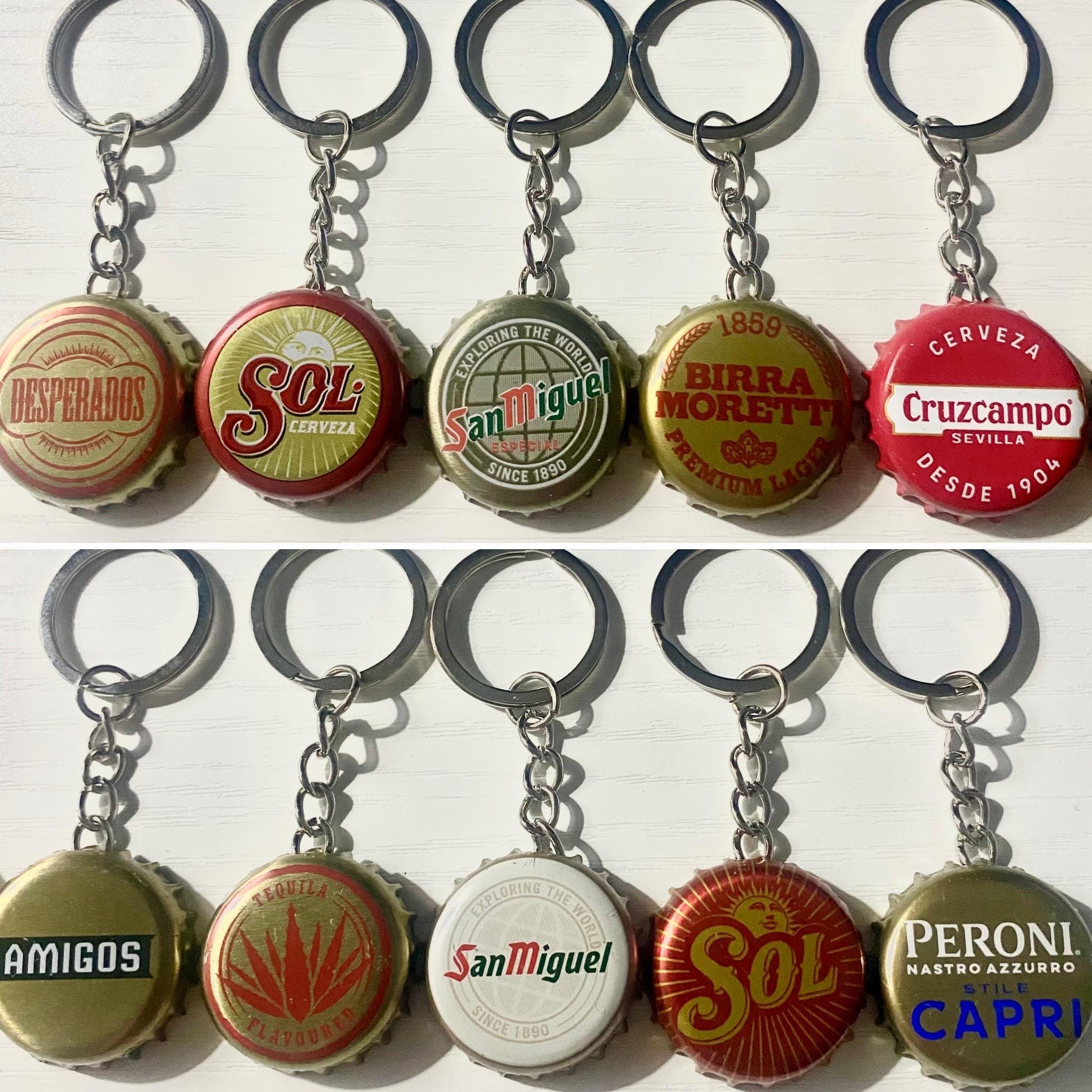 ビールキャップキーホルダー：アップサイクルされたボトルキャップ