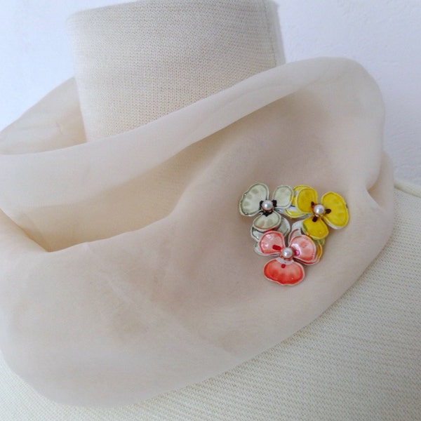 Vintage White and Pastel Enamel Pansy Brooch with Faux Pearls