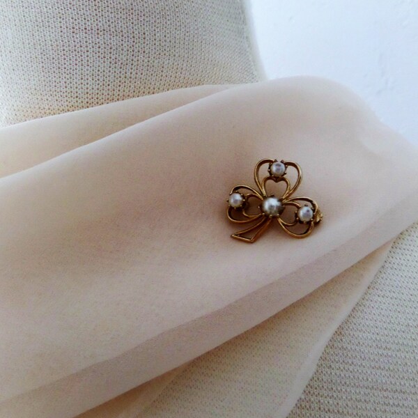 Tiny Vintage Faux Pearl Shamrock Brooch