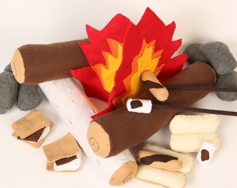 Play Campfire Set / Felt Campfire / Kids Camping Set / Felt Smores / Felt Logs /  Photography Prop / Learning Toy /Toys and Games