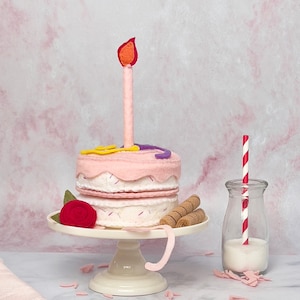 Felt Pretend Play Birthday Cake