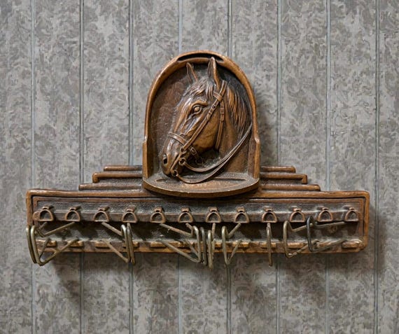 Vintage Horse Head Tie Rack / Syroco 3D / Wall Mounted Belt Holder