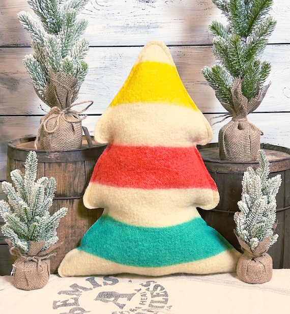 Hudson Bay Tree Pillow / Vintage 4-Point Hudson Bay Wool / Christmas Tree Pillow Gift / Ready to Ship