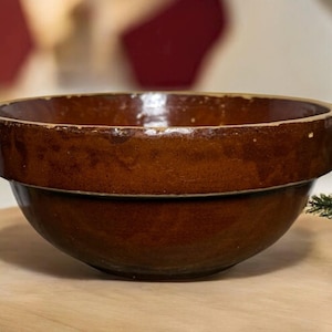 Vintage Brown Stoneware Mixing Bowl  / Glazed Primitive Farmhouse