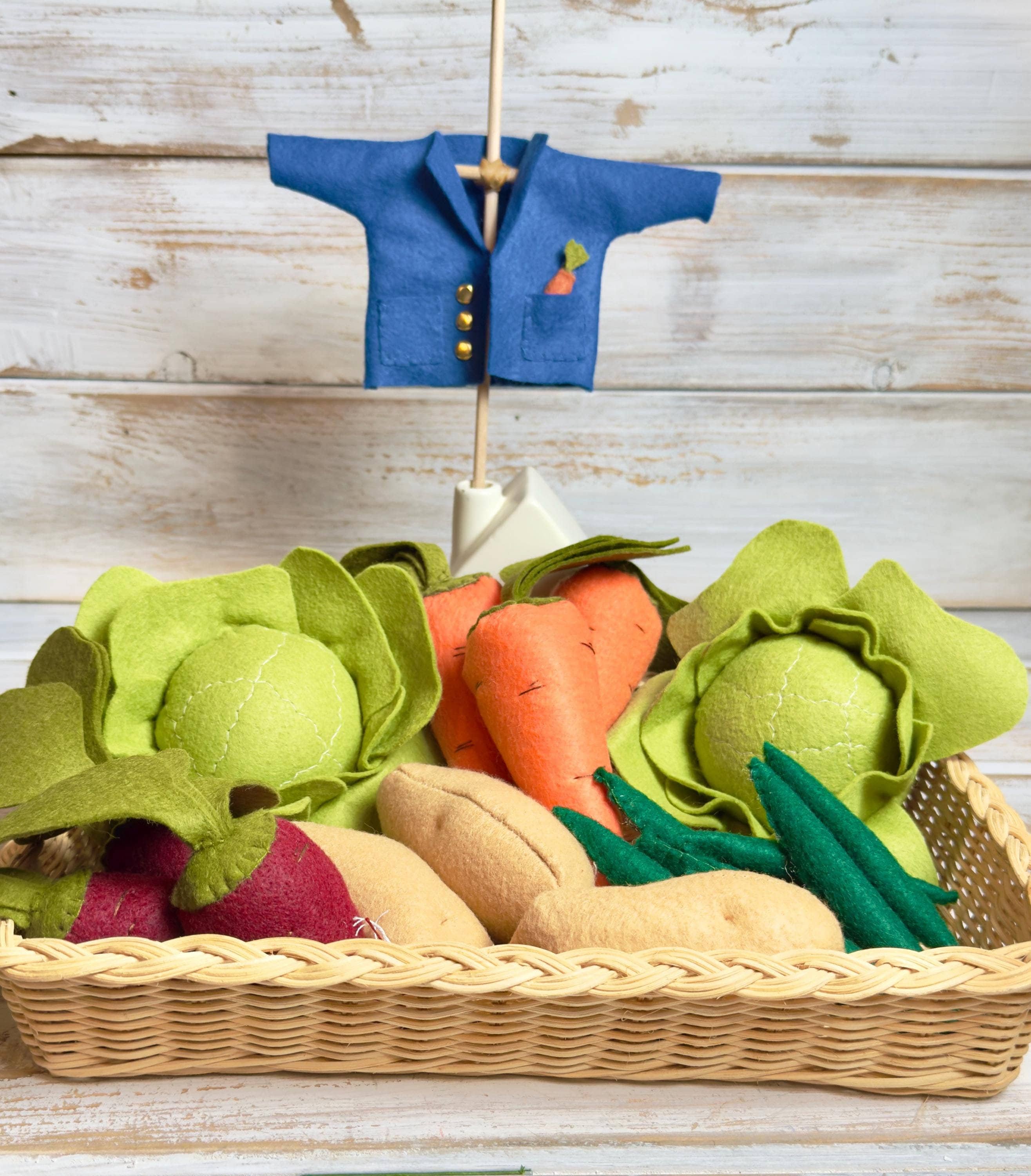 Peter Rabbit's Jacket / Mr. McGregor's Garden / Baby Shower Decor / First Birthday Party Decor / Easter Decor / Pretend Play Felt Vegetables