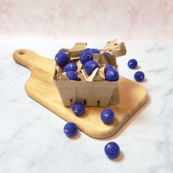 Felt Pretend Blueberries in Basket