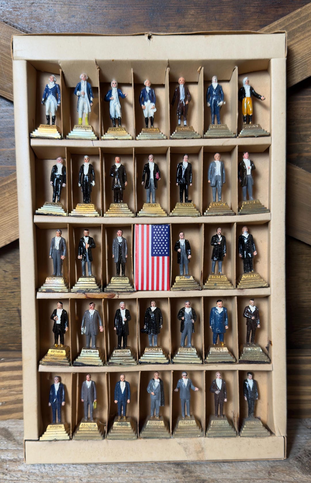 Vintage Marx “hall of Presidents” Figurines and Display Box / 1960s Mid ...
