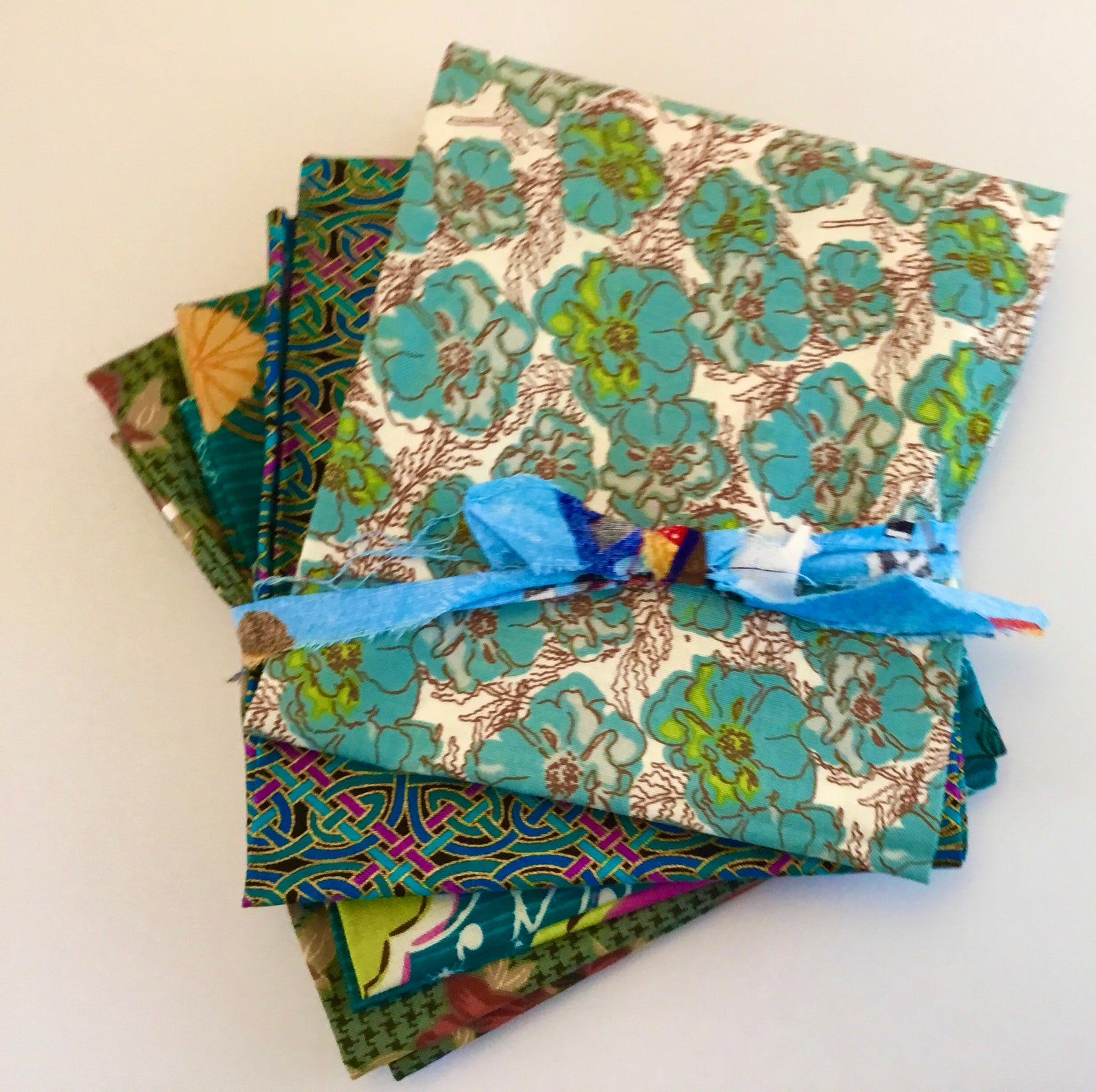 24 Cotton Fabric Fat Quarters coordinated mixed colour Etsy