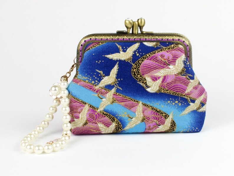 Hand crafted Japanese coin purse of cranes on bronze coloured double kiss lock frame #0155