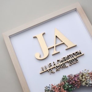 Conjunto DIY “JA” com nomes individuais, datas, molduras e flores secas