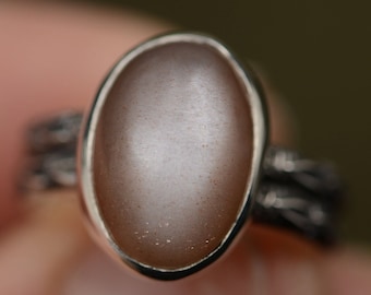 Peach moonstone ring in size 8 US handmade with sterling silver 925, unique jewelryx