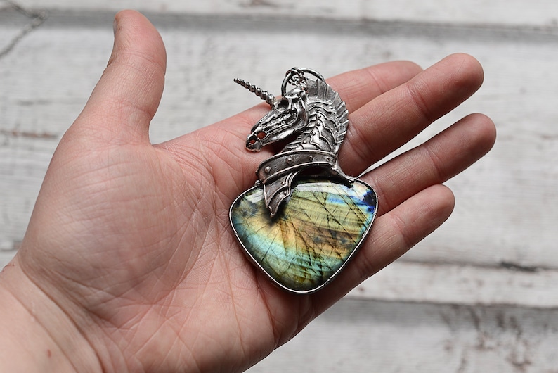 Unicorn skeleton with labradorite nickel/&lead free chain