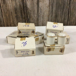7 NIP vintage Fitz and Floyd Palais Buff individual shaker sets