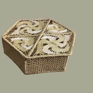 Vintage Italian woven raffia box