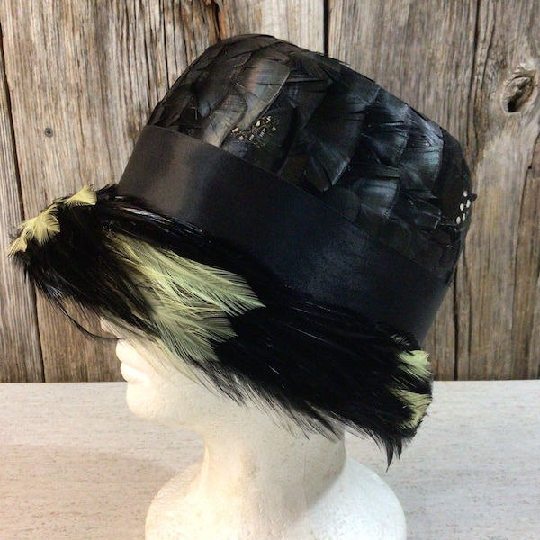 Vintage Juli-Kay Chicago black and white feathered hat
