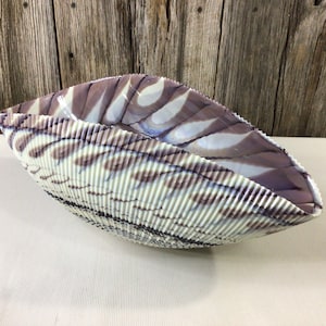 Large dramatic Murano Fornace Ferro purple glass shell bowl