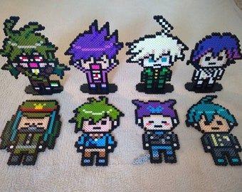 Gonta, Kaito, Kiibo, Kokichi, Korekiyo, Rantaro, Ryoma y Shuichi // Danganronpa V3: Killing Harmony // Standing Perler Bead Art