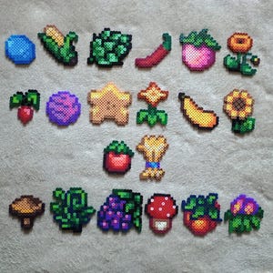 Stardew Valley: Sommargrödor och foder | Pärlkonst | Magneter, Nyckelringar