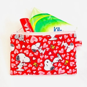 Snoopy LOVE hearts Pouch - Zipper Pouch, Bag in Bag, Make Up Bag, Card Case, Small Bag, Coin Purse, Organizer, Toiletry Bag, Valentine Gift