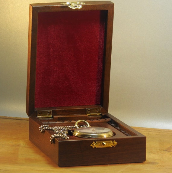 Wooden pocket outlet watch box